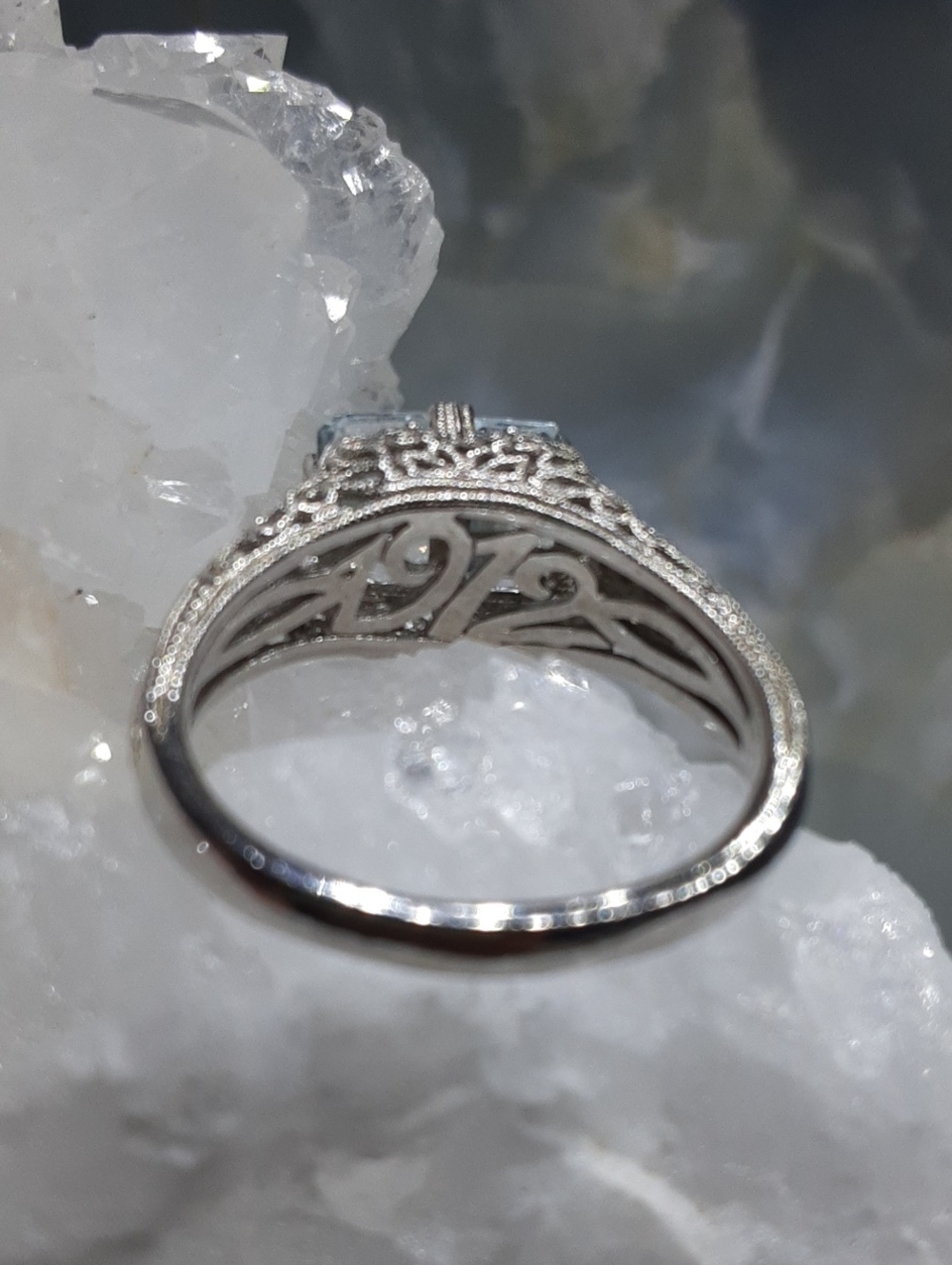 925 Genuine Aquamarine Ring. - Picture 3 of 4